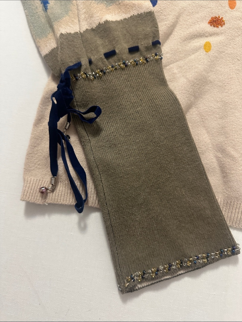 Jane Doe Crewneck Sweater with Multicolor Dot & Geometric Accents - Picture 3 of 8